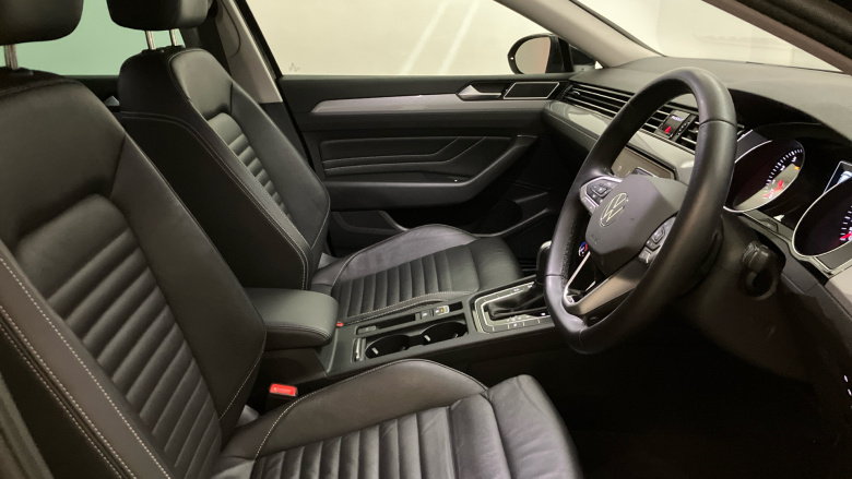 Volkswagen Passat 1.5 TSI EVO SEL 5dr DSG Petrol Estate